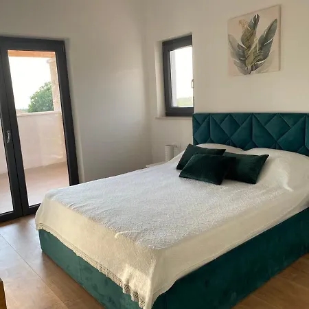 Vila Harmony Tinjan